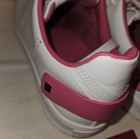 VALENTINO GARAVANI White/Pink Leather V Logo Perforated Sneaker Shoes sz 40 - Picture 8 of 9